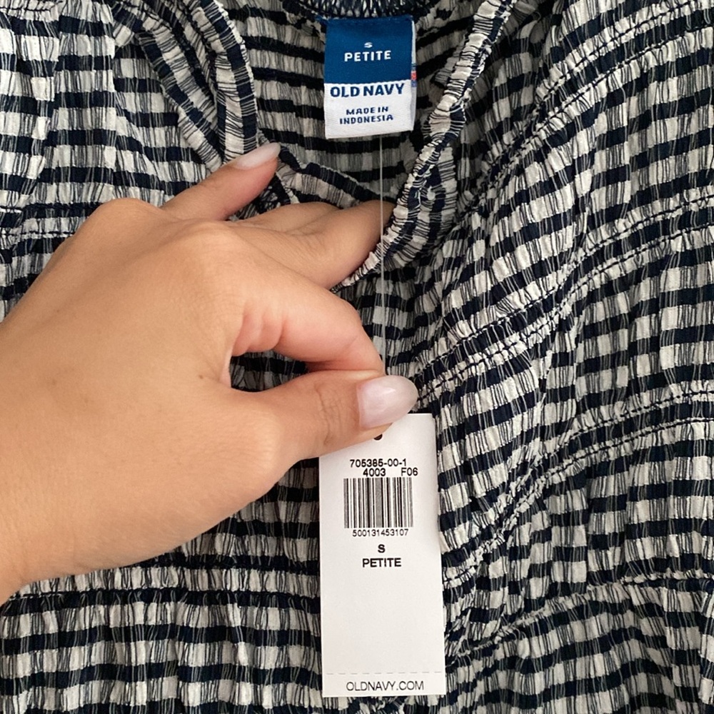 Fit & Flare Lightweight Smocked Gingham Midi Dress SP - Picture 3 of 3